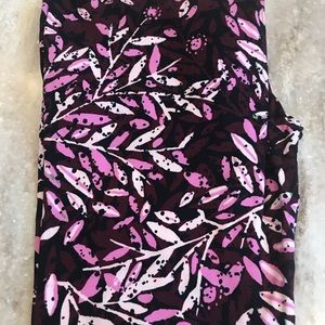 Lularoe tall and curvy leggings